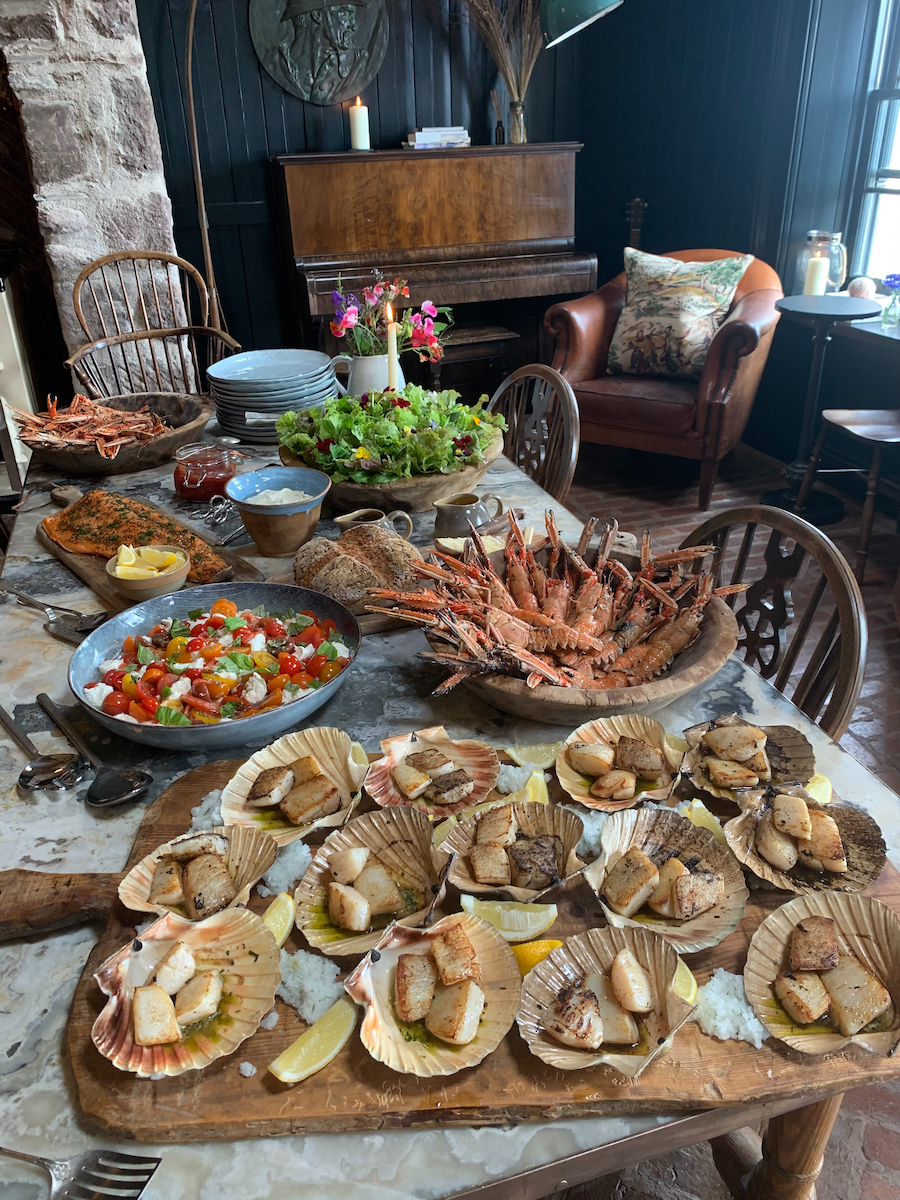 Achiltibuie Provides